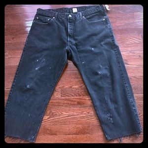 Levi’s cutoff jeans